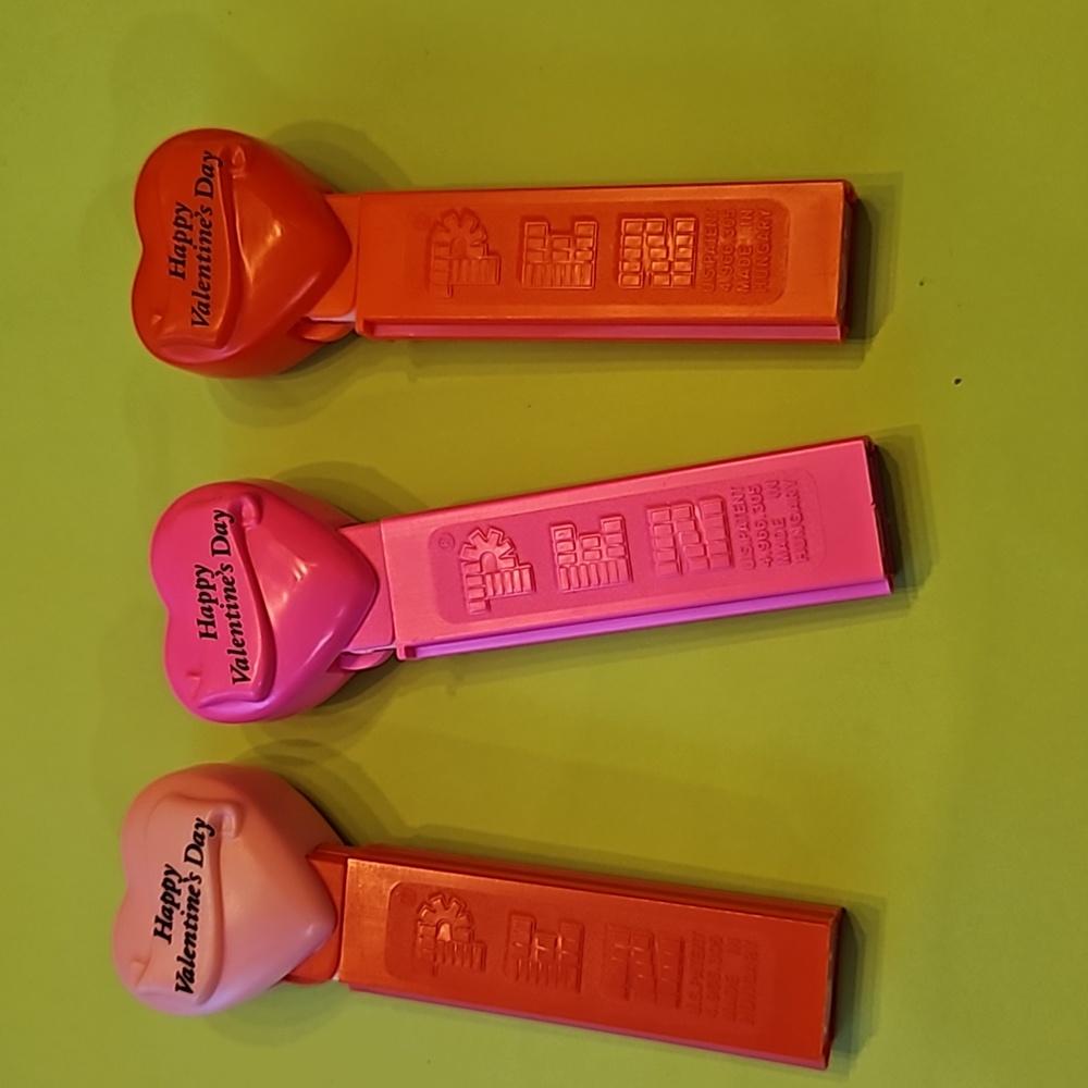 Set of 3 Happy Valentine's Day Pez dispensers